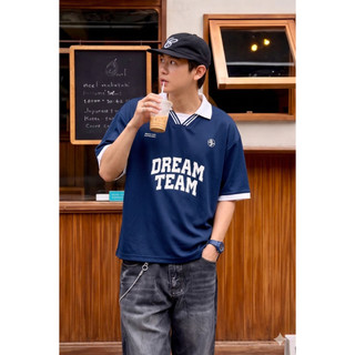 Áo thun polo nam YODY Relax Dreamteam cổ V bo kẻ MCPO26A055