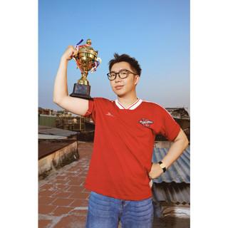 Áo thun cổ tim nam YODY BST Dream Team vải co giãn mịn mát MCTS26S055
