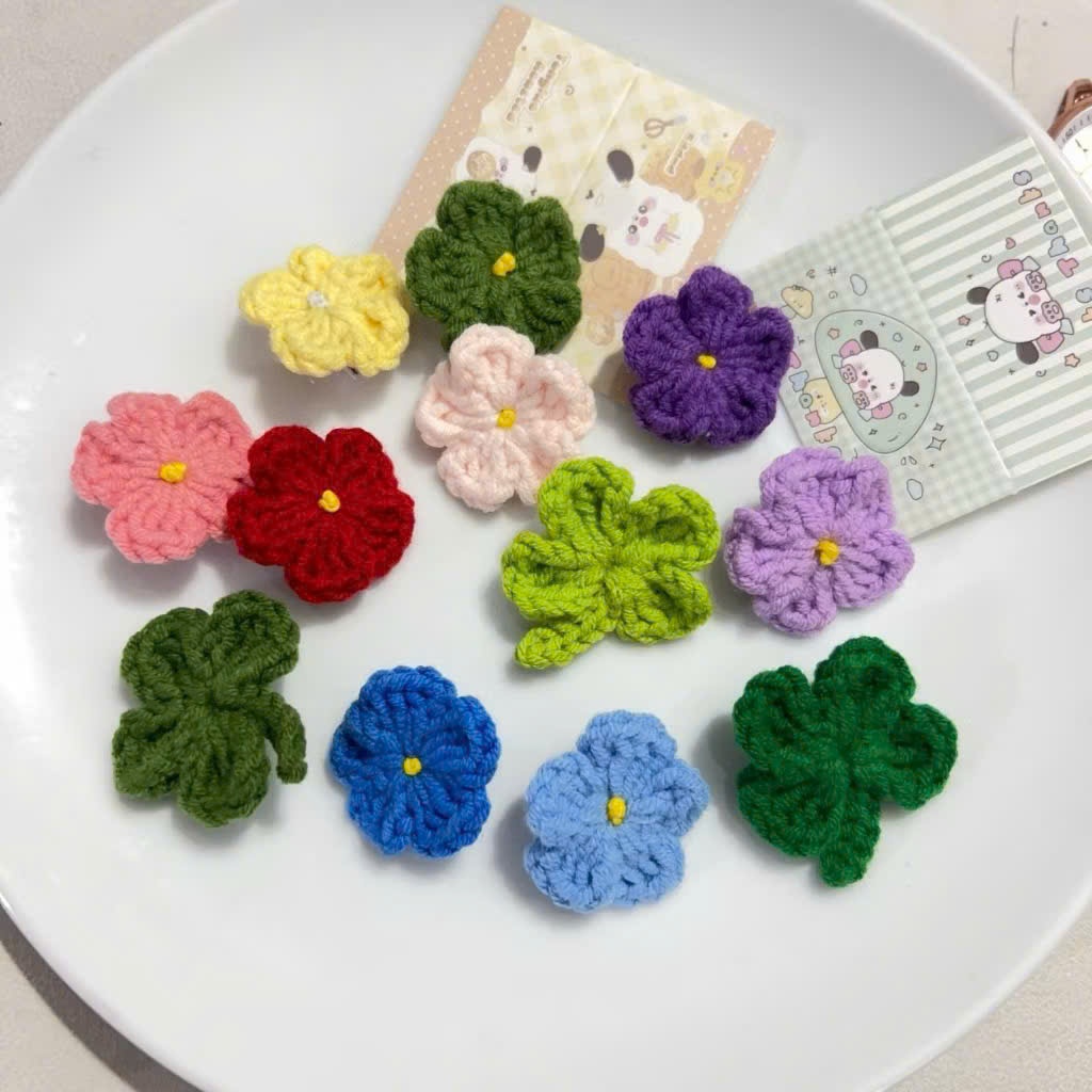 Móc khóa len cỏ 4 lá may mắn móc khóa thủ công handmade