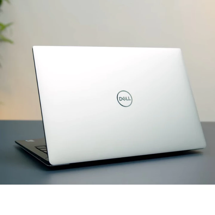 Laptop Dell XPS 9305 | Core™ i7-1165G7| Ram 16GB | M.2 512GB | 13.3" | Iris Xe Graphics