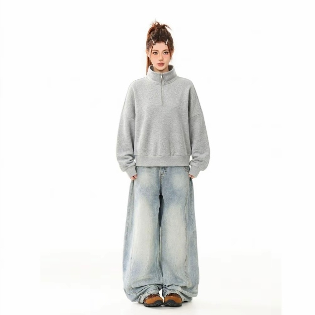 Áo khoác Sweatshit cổ cao thời trang nam nữ unisex từ vải cotton thiết kế tối giản phù hợp mặc hằng ngày.