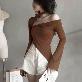 Áo lệch vai nữ dài tay thun gân xanh trắng đen hàn quốc  VANISA CT018