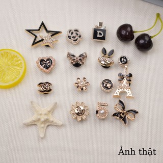 Bộ 15 Sticker, Charm 3D chủ đề Bunny Slay nhựa cứng gắn Dép Sục, Cá Sấu JB-320 Mita