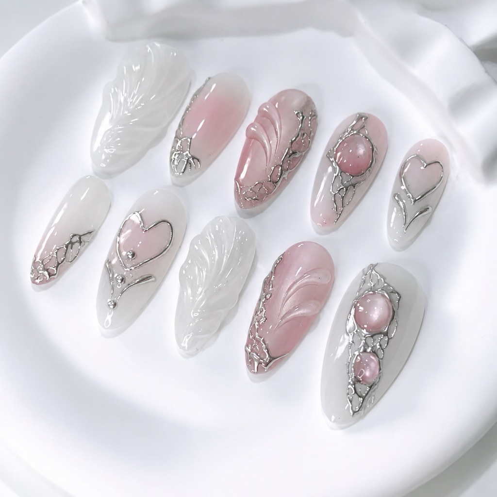 nail box xinh ( kèm keo và dũa )