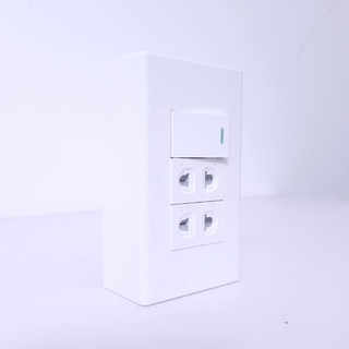 Mặt Nổi 3 - Ổ Cắm Điện 2 Công Tắc 1 Ổ Cắm, 2 Ổ Cắm 1 Công Tắc TPE - MN3/2CT1OC - MN3/1CT2OC