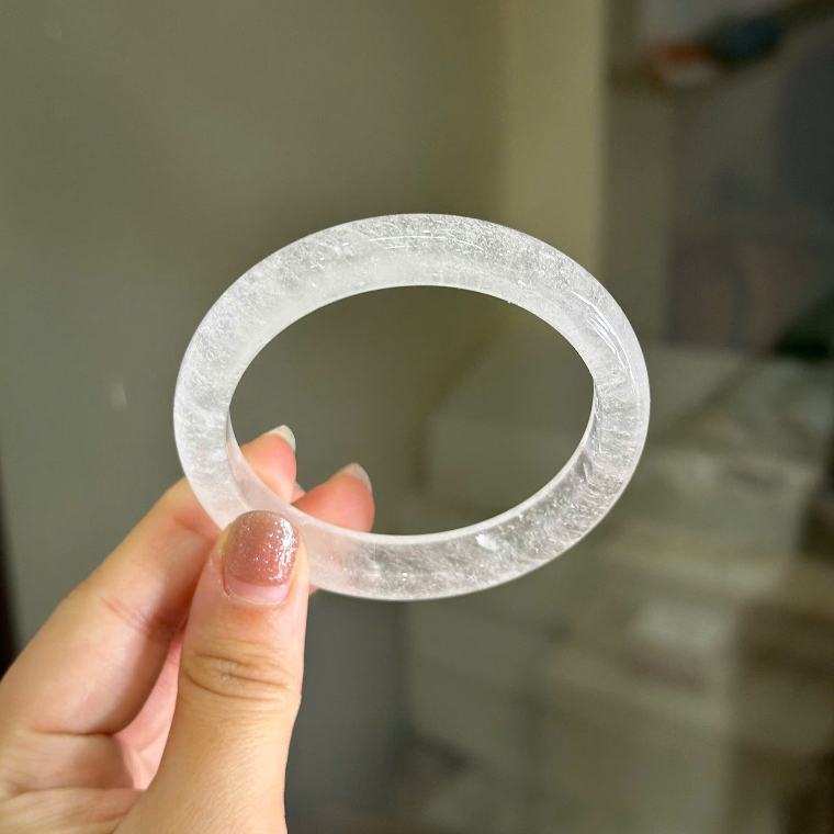 Vòng tay Thạch Anh Trắng bản hẹ trang sức thời trang cao cấp bằng đá tự nhiên 𝐬𝐡𝐚𝐧𝐠𝐡𝐚𝐢 𝐬𝐭𝐨𝐫𝐞