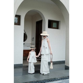 Set Yếm Mẹ & Bé Hoa Thủ Công Laci Kids