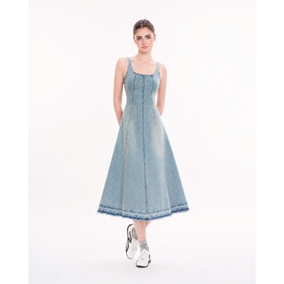 CARA Đầm jean dài hai dây Claire dáng xòe cổ vuông chiết eo cá tính