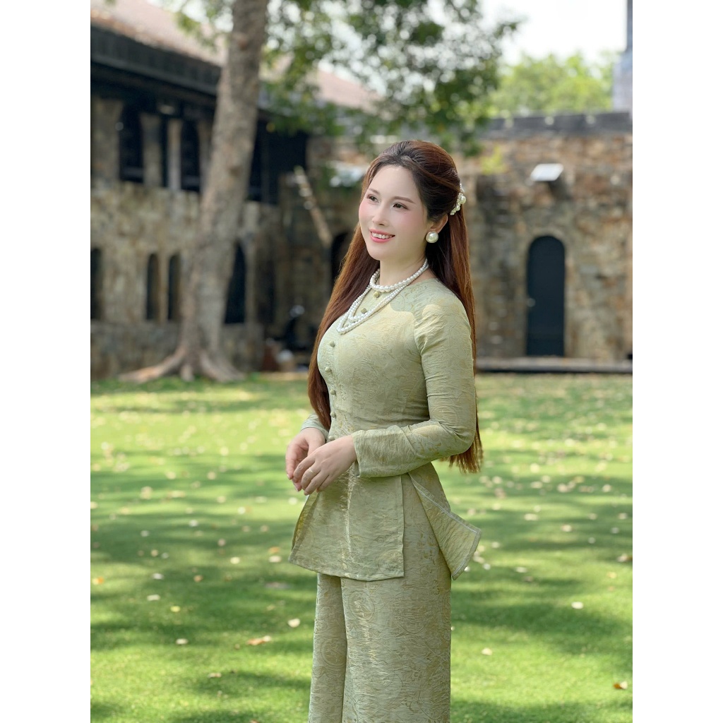 Hân Nguyễn Áo Bà Ba - B.A197 - Bộ Bà Ba Gấm Tơ Tencel Ánh Kim Dệt Hoạ Tiết Sang Mịn ( Quần Cùng Chất Dây Kéo )