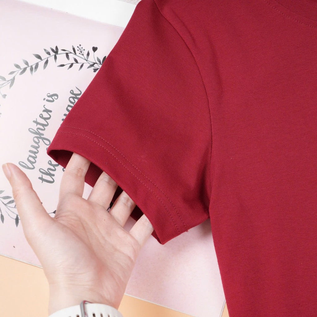 Áo Thun Trơn Nữ Cổ Tròn Slim Fit – Cotton Co Giãn Ôm Dáng Nhẹ, Mặc Mát Dễ Phối Đồ | OHANLY