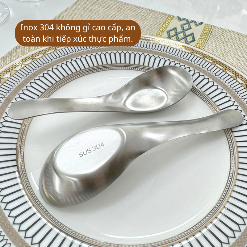 Thìa Inox 304 Lòng Sâu Hình Thuyền KOOBEE – Bề Mặt Mờ, Viền Mịn, Đế Phẳng Tự Đứng, Múc Cơm Canh Súp Tiện Lợi | 378