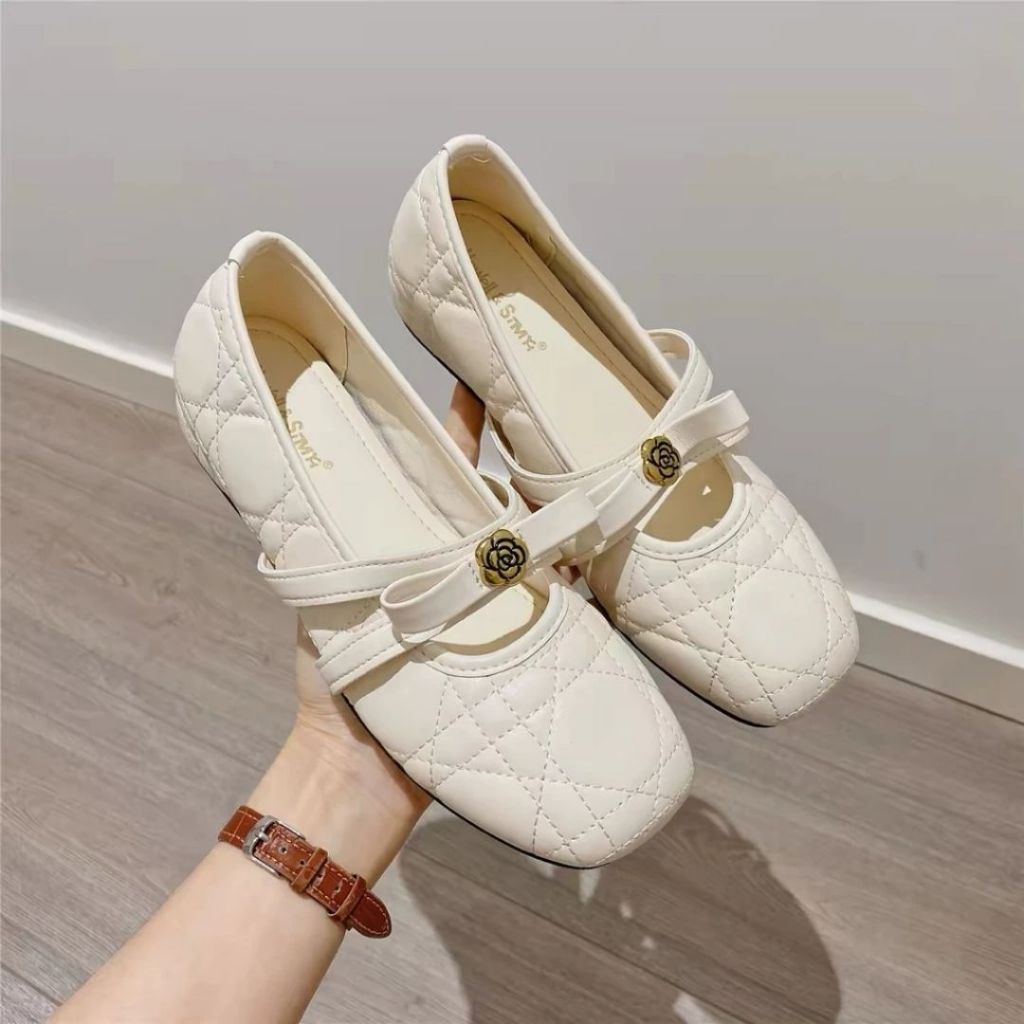 Giày Lolita, Giày Búp Bê Lolita Quai Đính Hoa Hai Màu Đen Trắng N64 || Anshoes Dynasty