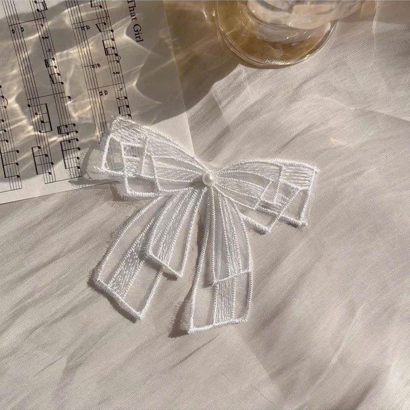 Nơ Ren Trắng Tiểu Thư Hàn Quốc – Kẹp Nơ Vintage Dịu Dàng