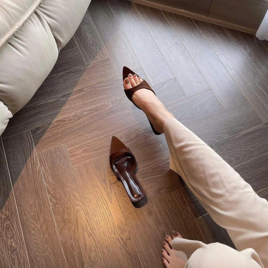 Dép Nữ Mũi Nhọn Đế Xuồng 5 Phân Quai Bảng Chất Lụa Mới – Dép Cao Gót Nữ Êm Chân Tôn Dáng Phong Cách Thanh Lịch