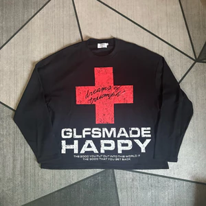 long sleeve dấu cộng đỏ form oversize