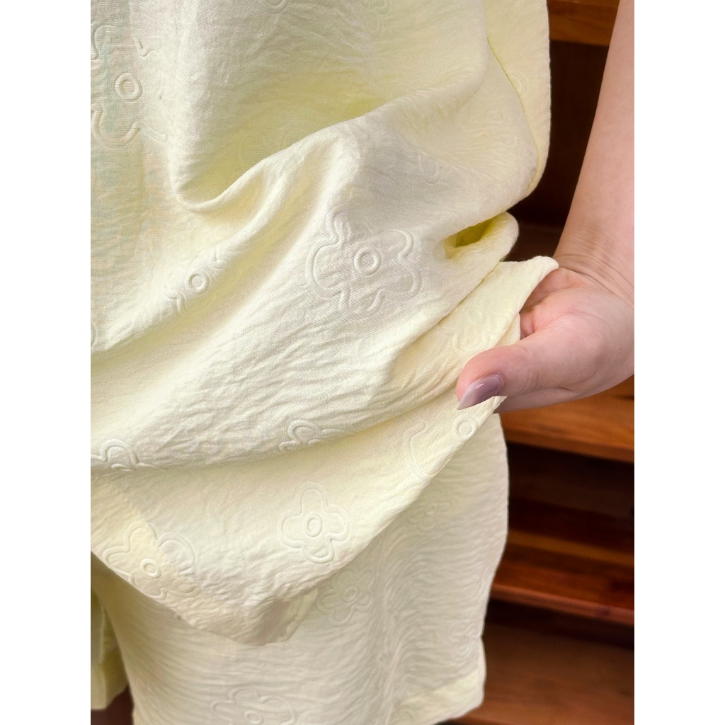 Bộ Đồ Ngủ Nữ Floral Đũi Hàn Hoa Nổi Dáng Rộng Thoải Mái, Thấm Hút Mồ Hôi, Tay Bo Chun Che Bắp Tay - L'amme