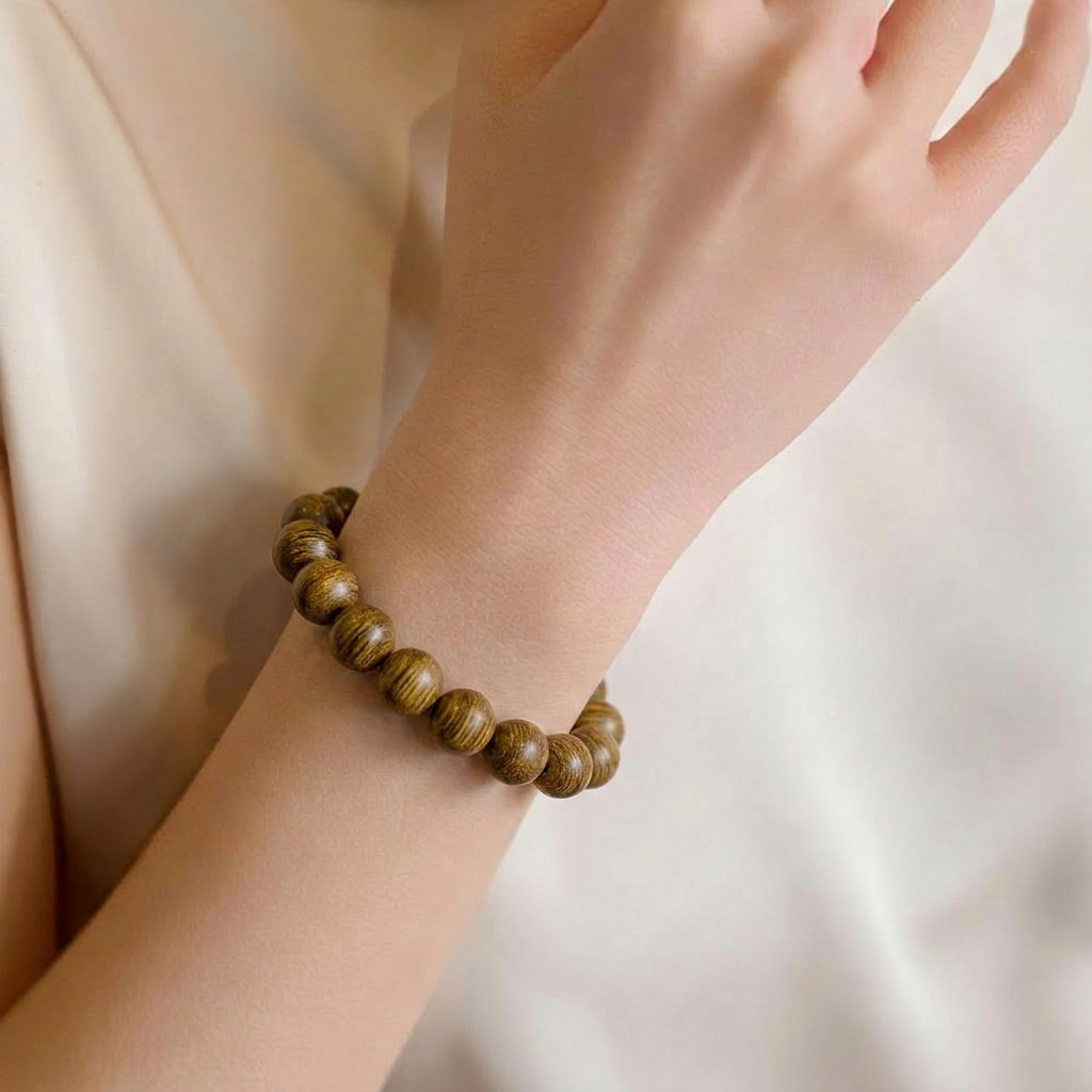 [𝐒𝐀𝐋𝐄] Vòng tay gỗ Bách Xanh hương thơm dễ chịu, mang lại bình an may mắn cho người đeo