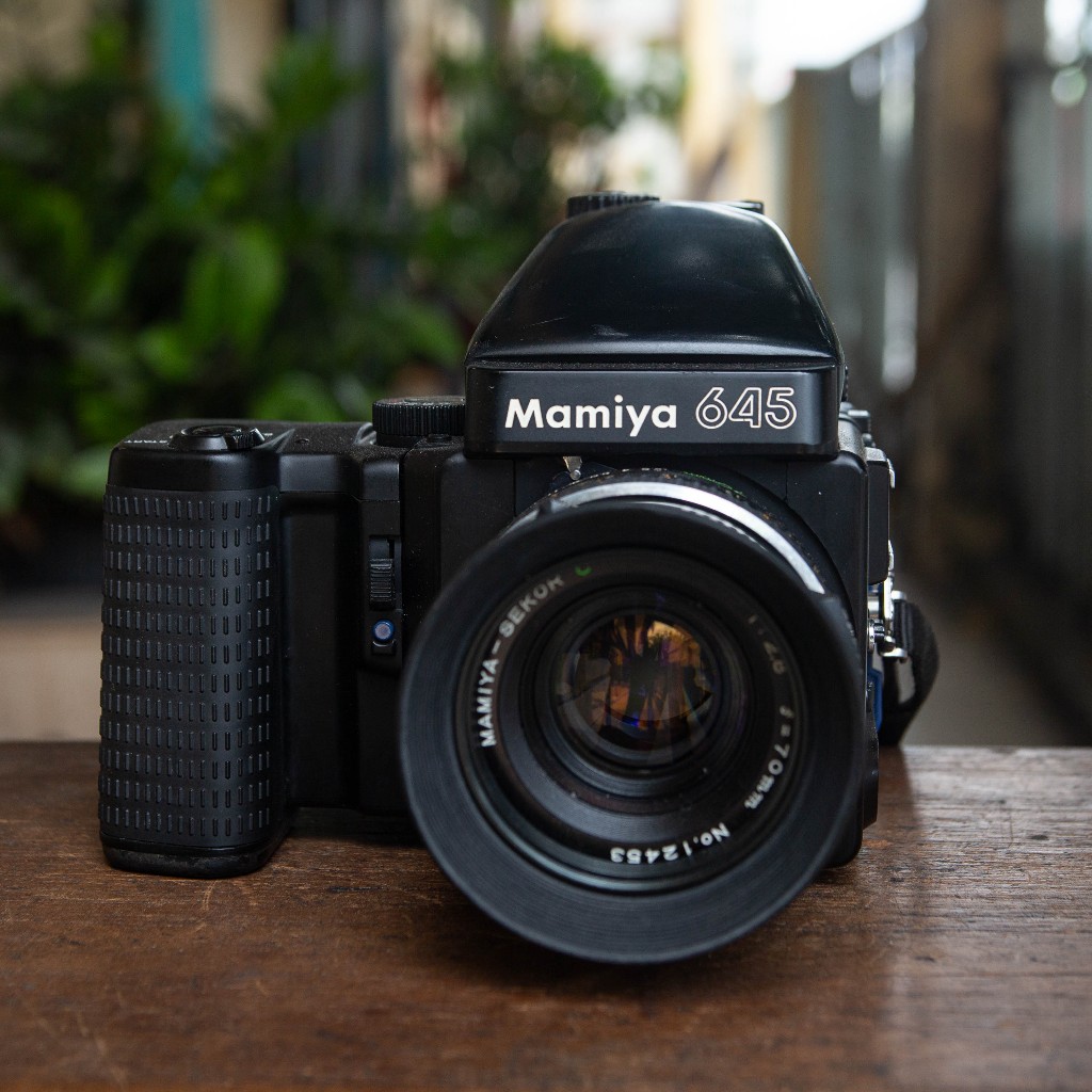 Mamiya M645 Super - Mamiya Sekor C 70mm f/2.8 [Medium Format|120mm