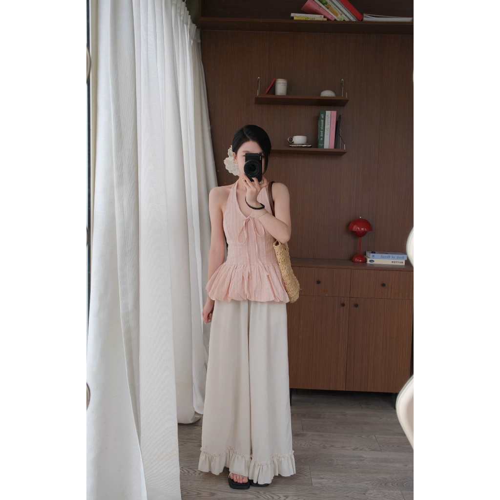 Adela Top (TSW) Áo cổ yêm chấm bi xòe phồng Nữ the.sweaterweather