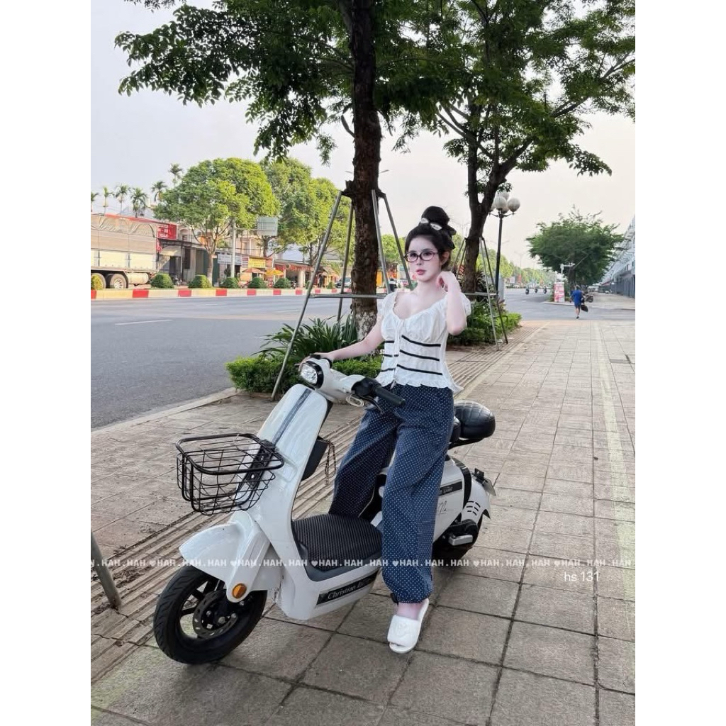Set Nữ Áo Bèo Nhún Cột Dây + Quần Ống Rộng Chấm Bi – Set Nàng Thơ Thanh Lịch Dễ Thương