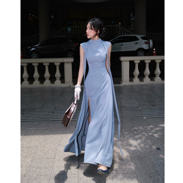 IVORY DRESS - Đầm Dài Maxi Màu Xanh Dương Khói Quý Cô Thanh Lịch