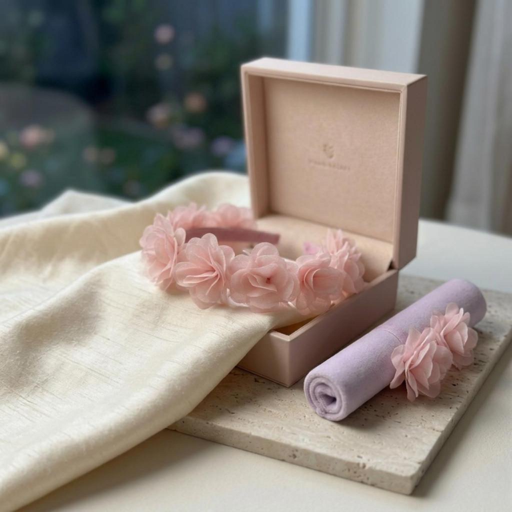 Little Soda - Bờm tóc cho bé gái Rosy Crown -  Phụ kiện tóc hoa voan bồng bềnh phong cách Hàn Quốc cho bé 1-5 tuổi