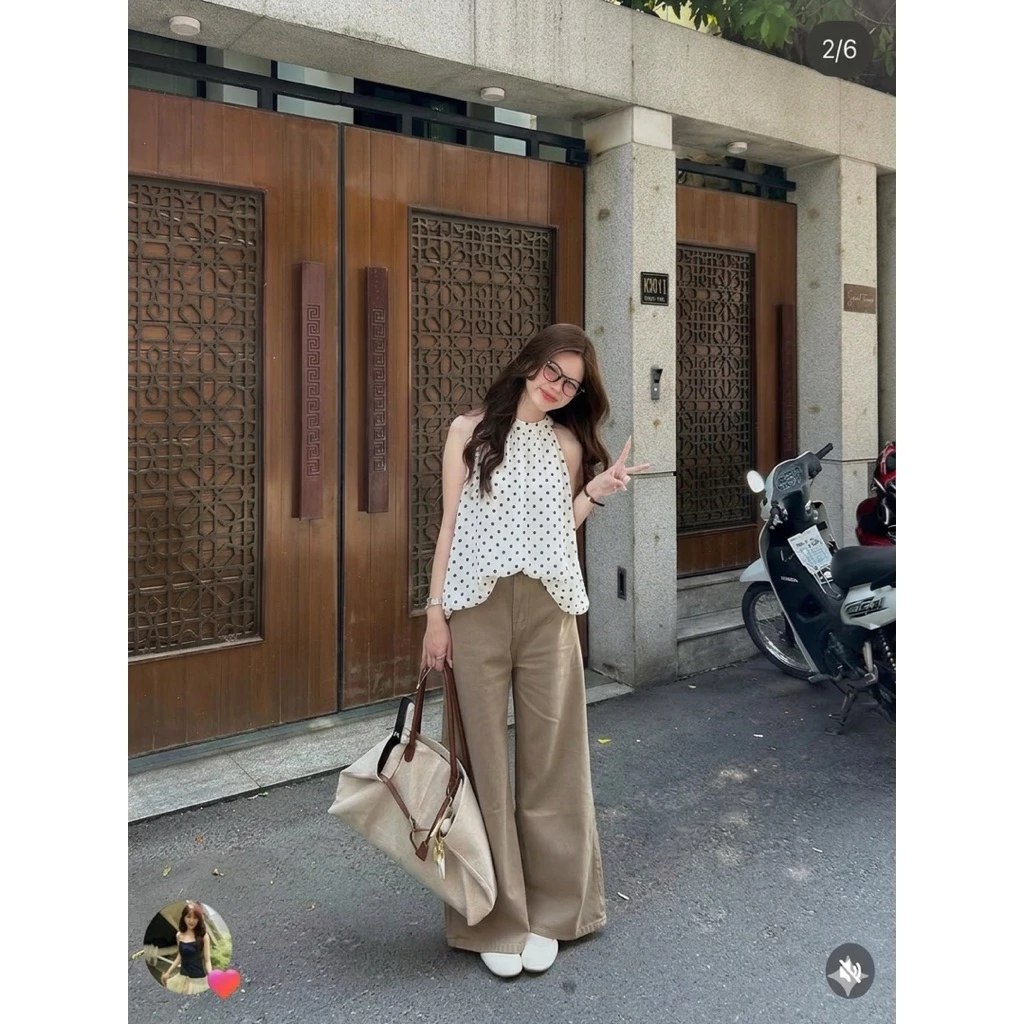 Áo cổ yếm voan tơ họa tiết chấm bi nhỏ hở lưng dáng bí chất liệu mềm mại hai lớp