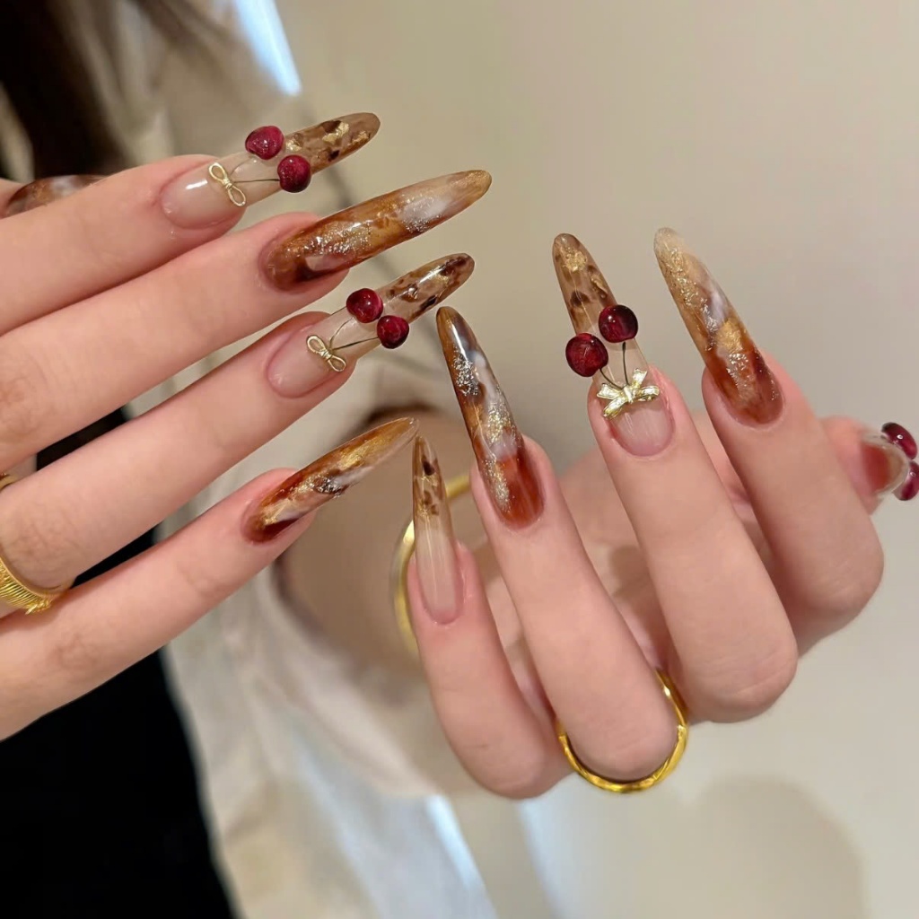 ROUni sơn gel màu hổ phách 2026 thời thượng mùa thu đông màu caramel trong suốt cho tiệm nail
