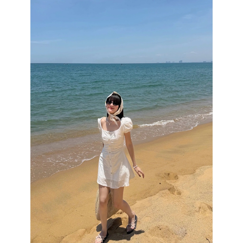 Đầm Nữ BISLAC DRESS Chất Xô Thêu Hoa Chiết Eo Tôn Dáng SECODEE