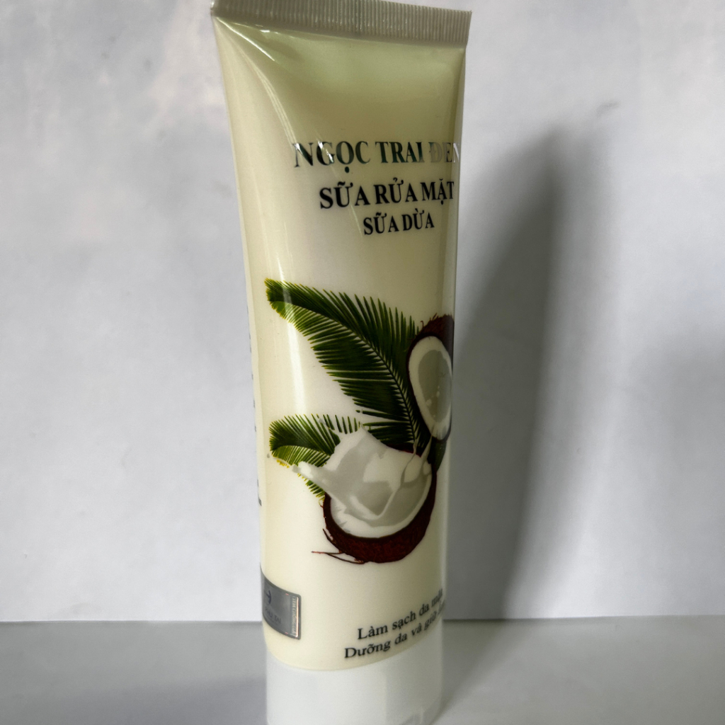 Sữa Rửa Mặt Làm Sạch Sâu Sữa Dừa 100ml Hỗ Trợ Kiềm Dầu Thu Nhỏ Lỗ Chân Lông (Trắng)
