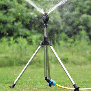 Vòi Phun Nước Ba Chân Tự Động Xoay 360 Độ Phun Diện Tích Lớn Phủ Sóng Cho Sân Bãi Cỏ Vườn
