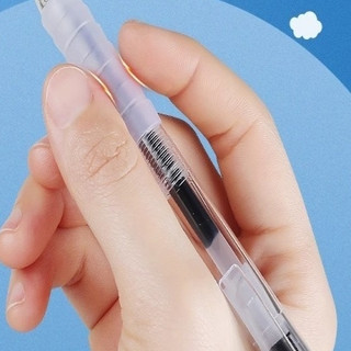 Bút bi gel trong suốt, nút bấm, giá cả phải chăng, ngòi 0.5mm, tay cầm mềm mại giúp tránh mỏi tay, viết trơn tru, phù hợ