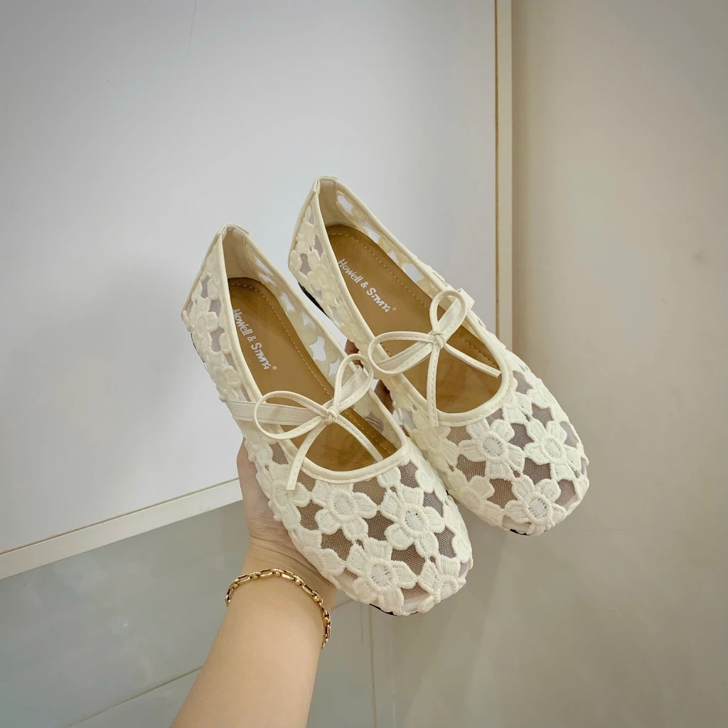Giày Búp Bê Nữ Lưới Ren Hoa ROSES Phối Dây Buộc Phong Cách Balletcore Hàn Quốc Đế Bệt Êm Chân | Tiệm giày Quỳnh Anh