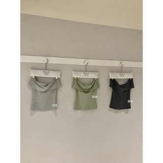𝐏𝐡𝐢𝐞𝐧 𝐖𝐆𝐖𝐄 | (Sẵn) w9733 Áo thun Trễ Vai Kẻ Ngang Nhỏ 3 Màu