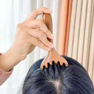 Lược Massage Giả Gỗ Đàn Hương Thư Giãn Toàn Thân