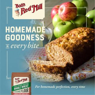 Bột Mì Nguyên Cám Hữu Cơ Bob's Red Mill Organic Whole Wheat flour 2.27kg