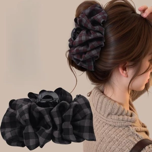 Kẹp Tóc Scrunchie Caro Hàn Quốc – Kẹp Càng Cua Vải Xếp Ly Big Size Dịu Dàng Cho Nữ