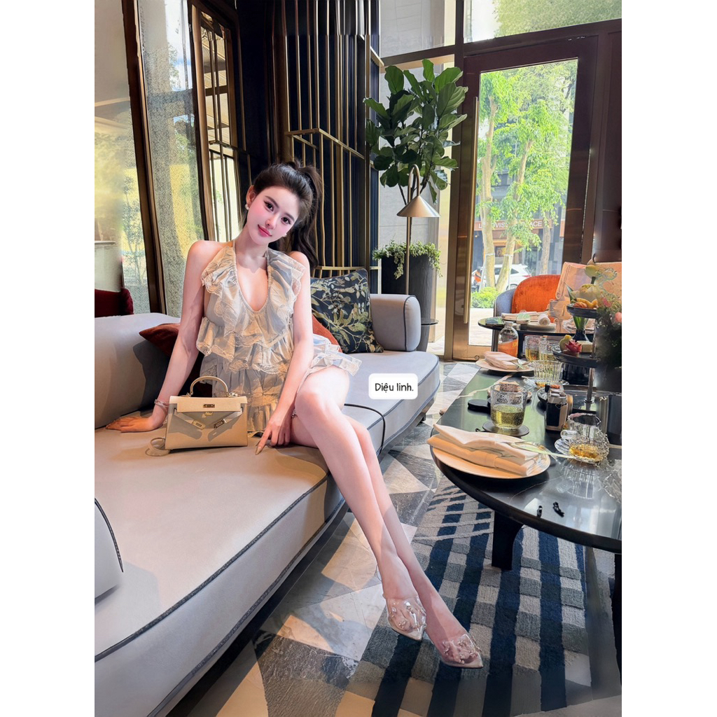 Áo thô bèo phối ren xinh iu 2 màu xanh-trắng