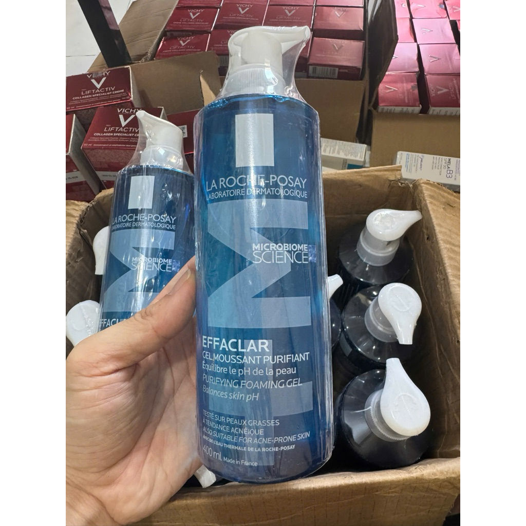 Sữa Rửa Mặt La Roche-Posay Effaclar Purifying Foaming Gel 400ml Cho Da Dầu Mụn Chính Hãng Pháp