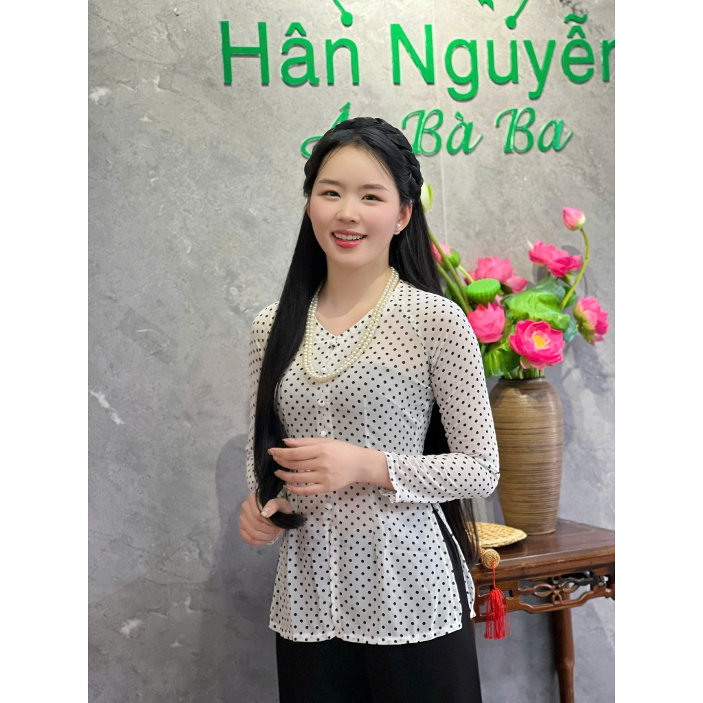 Hân Nguyễn Áo Bà Ba - B.A190 - Áo Bà Ba Voan Chiffon Nàng Thơ Chấm Bi Cổ Tim Dây Kéo QUẦN NGỌC TRAI