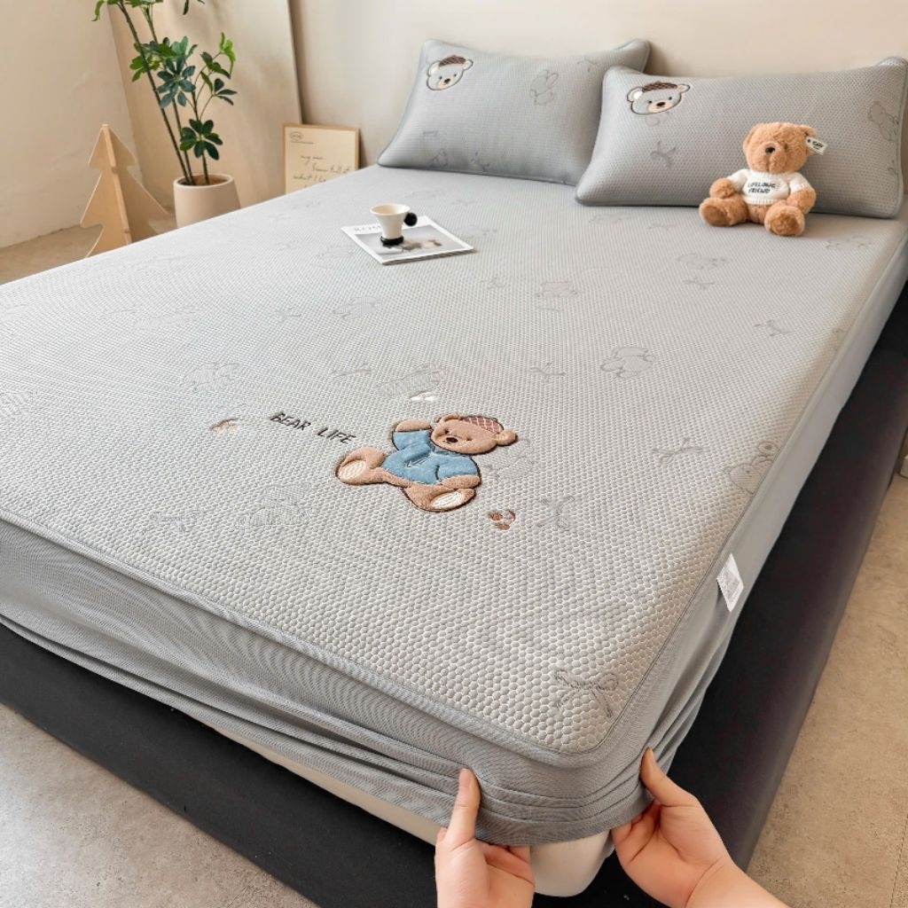 🐻 𝐁𝐄𝐀𝐑 𝐋𝐈𝐅𝐄 🐻CHIẾU ĐIỀU HÒA VẢI BĂNG LẠNH – MÁT LẠNH CHẠM LÀ THÍCH ❄️💦