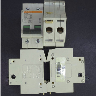 CB Schneider Merlin Gerin Multi9 INT100 2P 63A Lõi Đồng – Aptomat 2 Pha 63A – CB Tổng Tủ Điện Solar/Inverter
