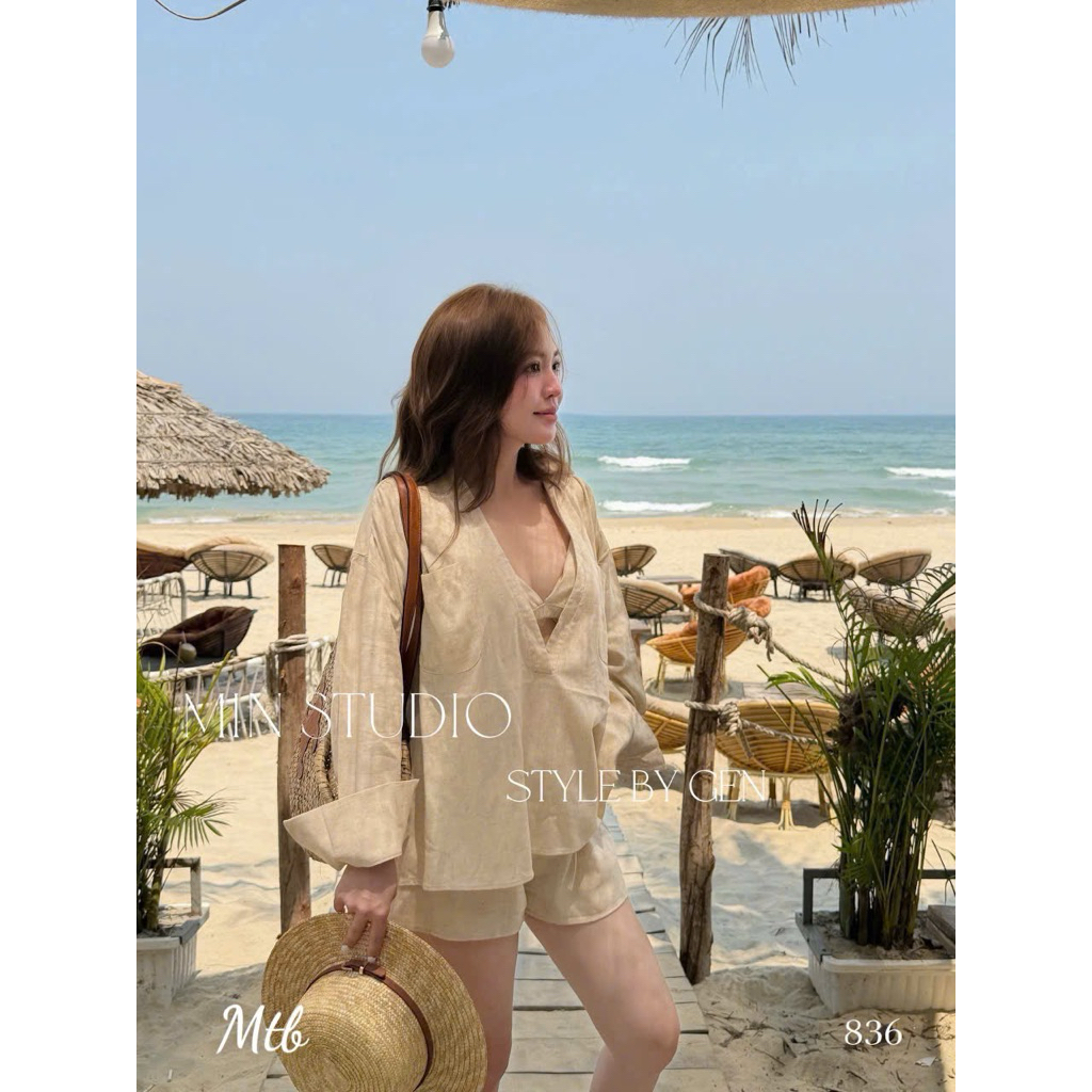 Set 3 món đi biển, chất cotton đũi mềm mát, điểm nhấn cổ khoét sâu, gam màu nhẹ nhàng