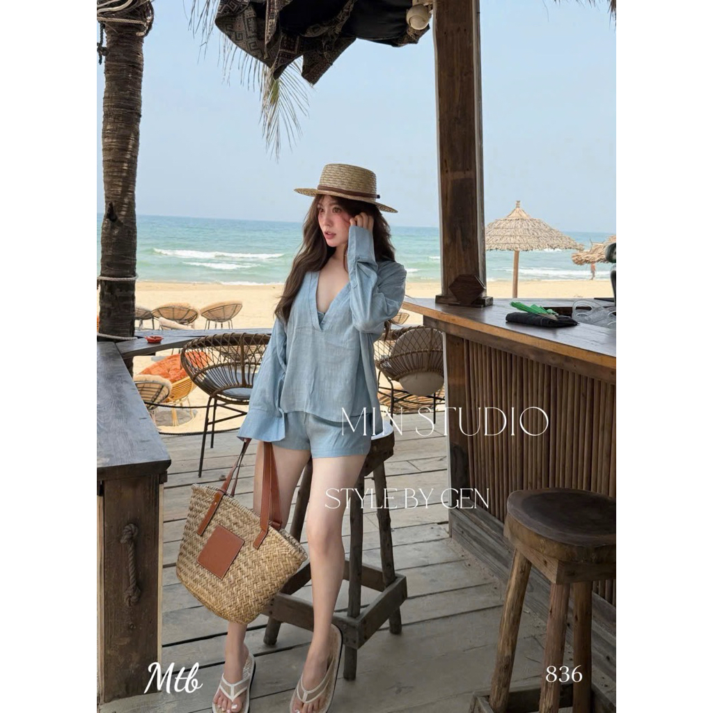 Set 3 món đi biển, chất cotton đũi mềm mát, điểm nhấn cổ khoét sâu, gam màu nhẹ nhàng