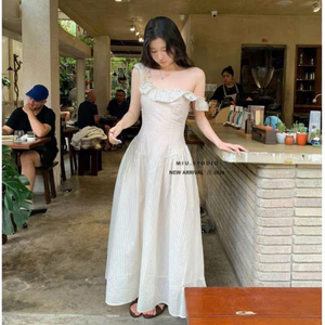 Váy maxi trễ vai phối bèo siết eo cao cấp, Đầm 2S kẻ sọc thiết kế dáng dài xoè tiểu thư mặc đi biển , đi du lịch