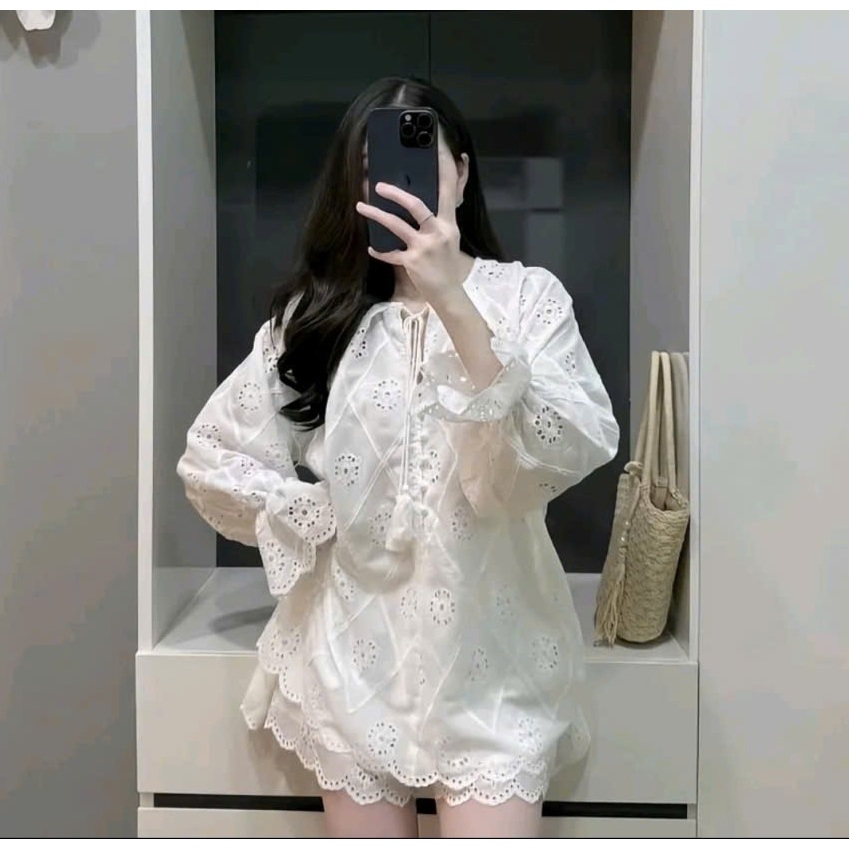 Set Bộ Đũi Thêu Đục Lỗ Áo Dài Tay Thắt Nơ Kèm Quần Short Giả Váy Đi Biển Xinh - CHAMIE STUDIO