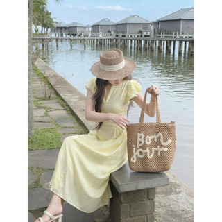 Váy maxi nữ tone màu vàng pastel thiết kế cổ V tay bèo, đầm dáng dài chiết eo mặc tôn dáng style tiểu thư mặc đi chơi
