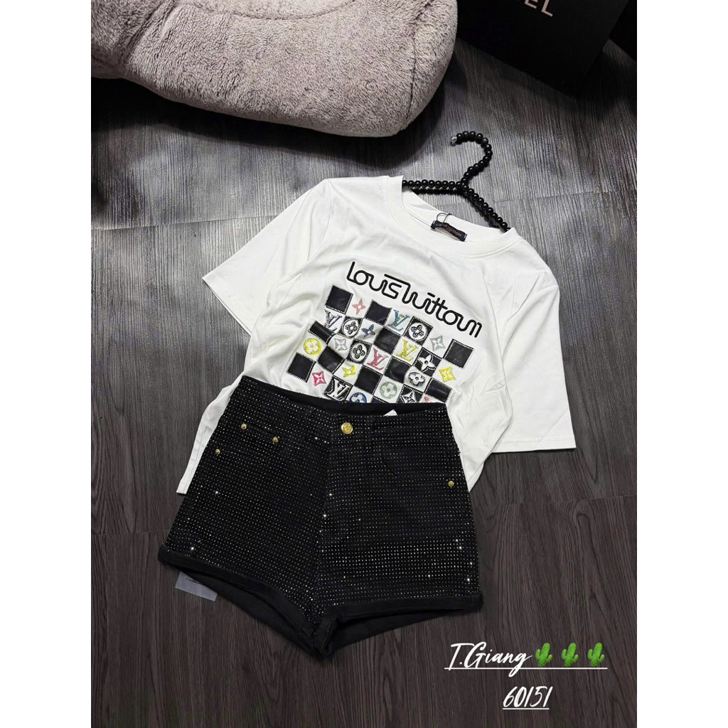 ✨✨✨✨✨ ꫛꫀꪝ .   ✨✨✨✨✨  Sooc jean full đá bling bilng siêu chơii Sz: S M L M: 60151 B