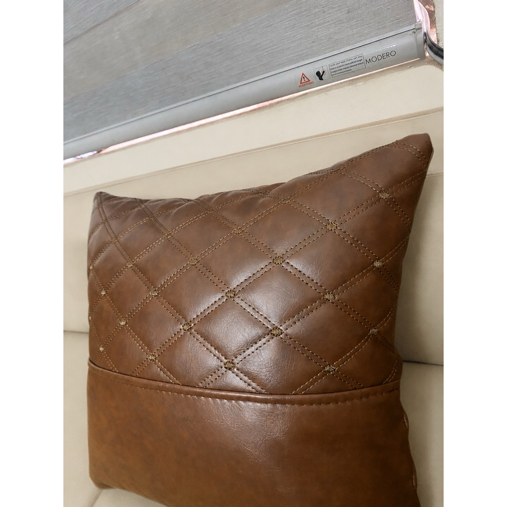 Gối trần trám ngang, Gối ôm, Gối tựa, Gối decor trang trí da Cleo chất lượng.