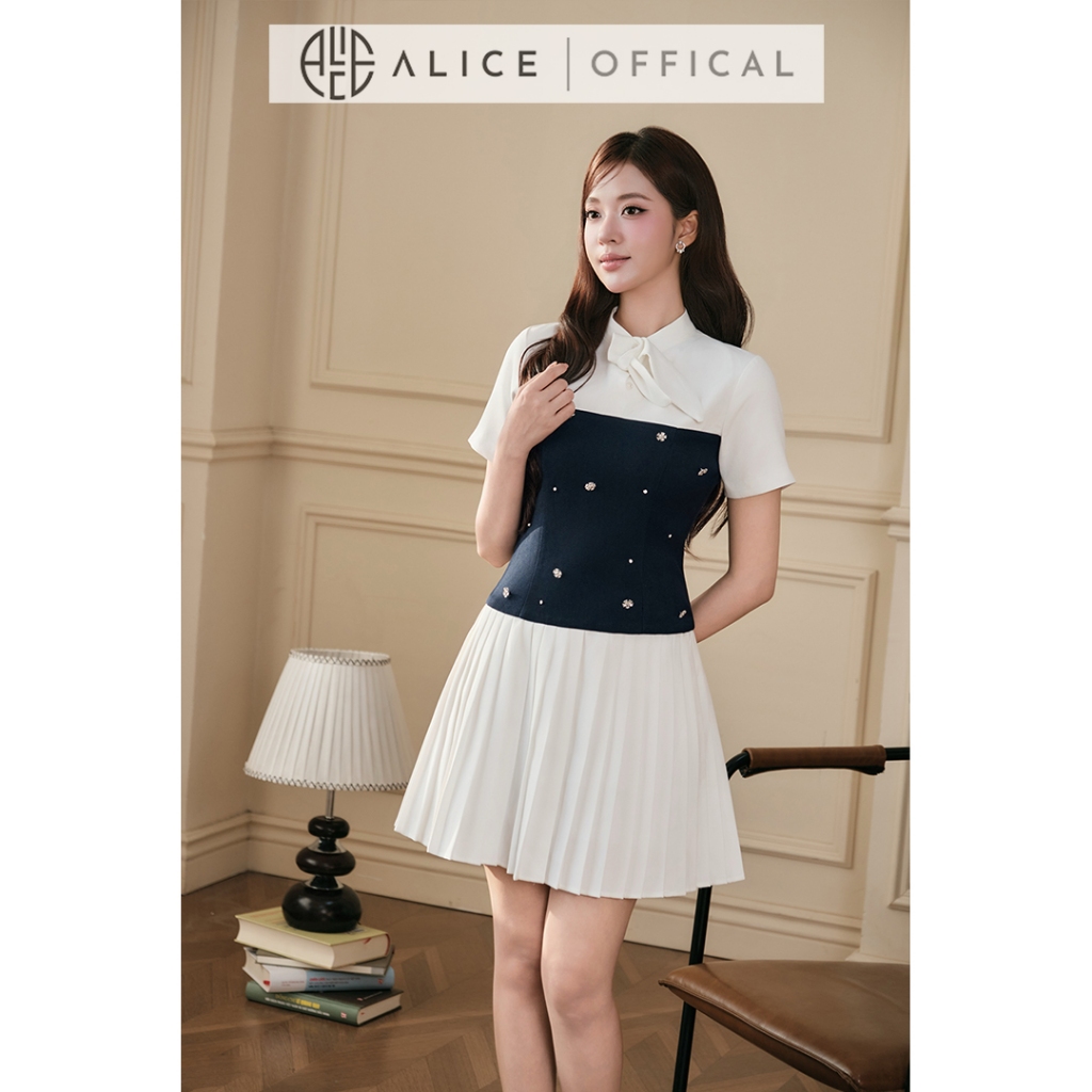 Váy Ngắn Tiểu Thư Thanh Lịch Alice Dáng Xòe Phối Màu, Đầm Xếp Li Cổ Đức Thắt Nơ Phối Corset Đính Đá T539